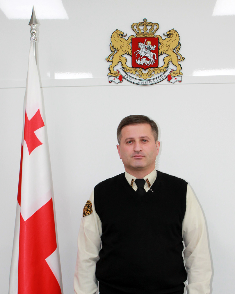 მურმან სურმანიძე